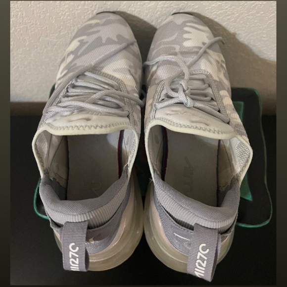 Women’s Nike Air Max 70 White Camouflage Print Size 9.5 - Picture 7 of 9